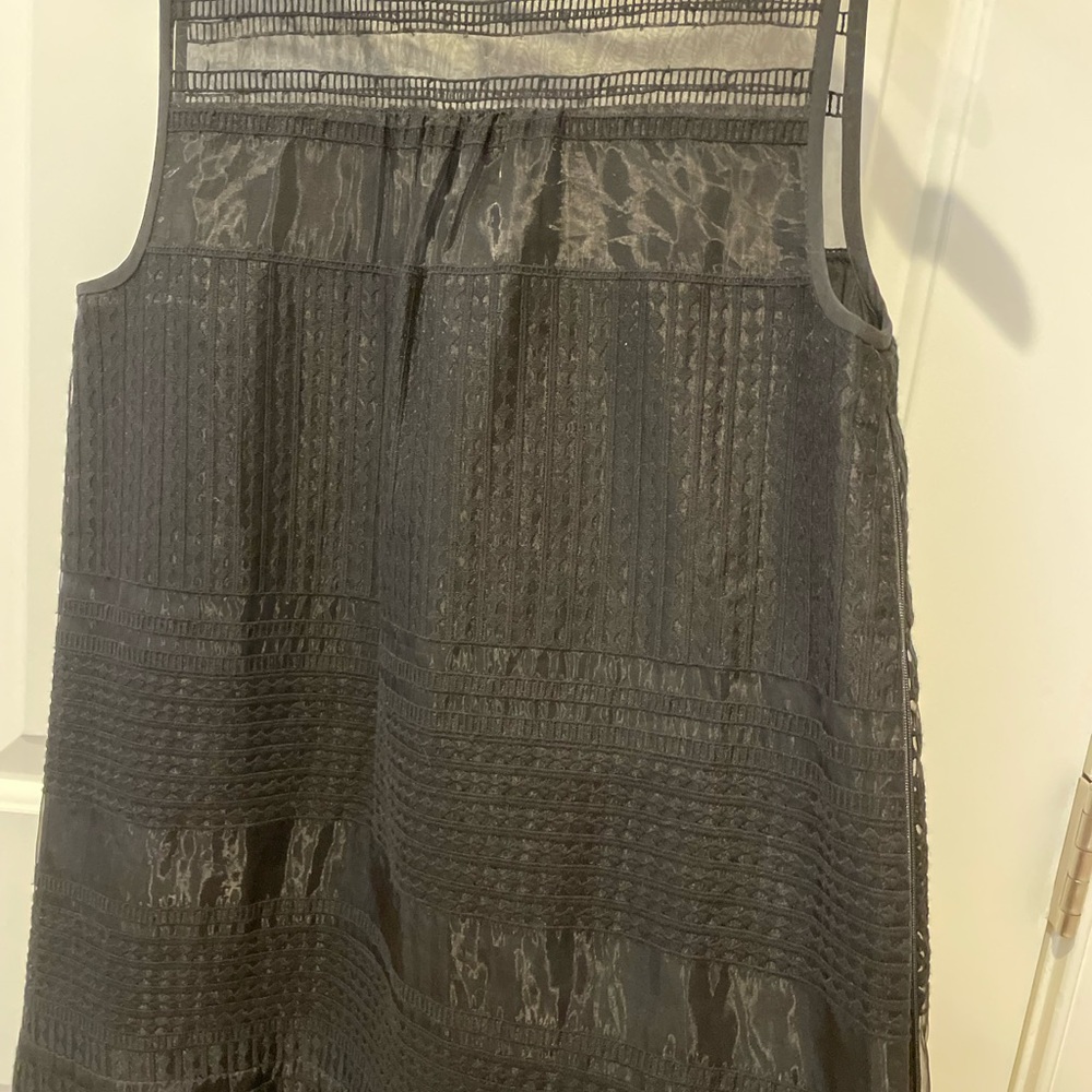 Madewell Tulle & Sheer embroidered dress. 🖤 - Picture 10 of 12